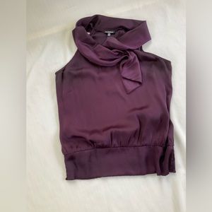 Sleeveless Blouse with elastic waist